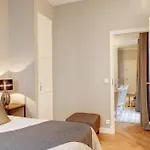 Appartement Halles Des Blancs Manteaux