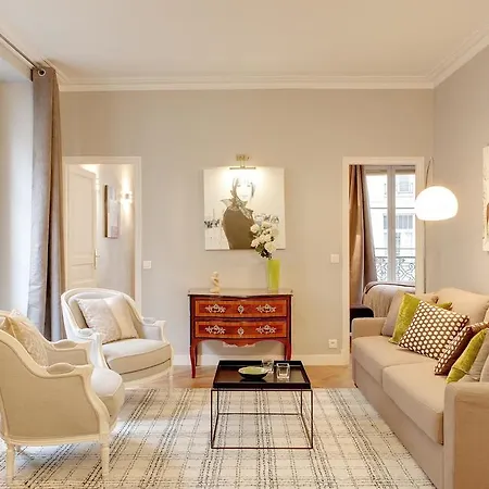 Apartment Halles Des Blancs Manteaux