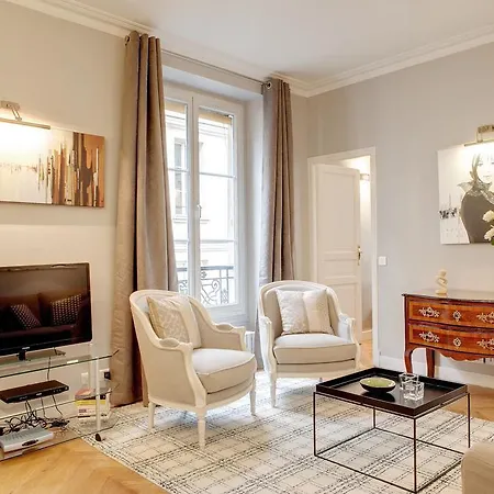 Apartment Halles Des Blancs Manteaux *
